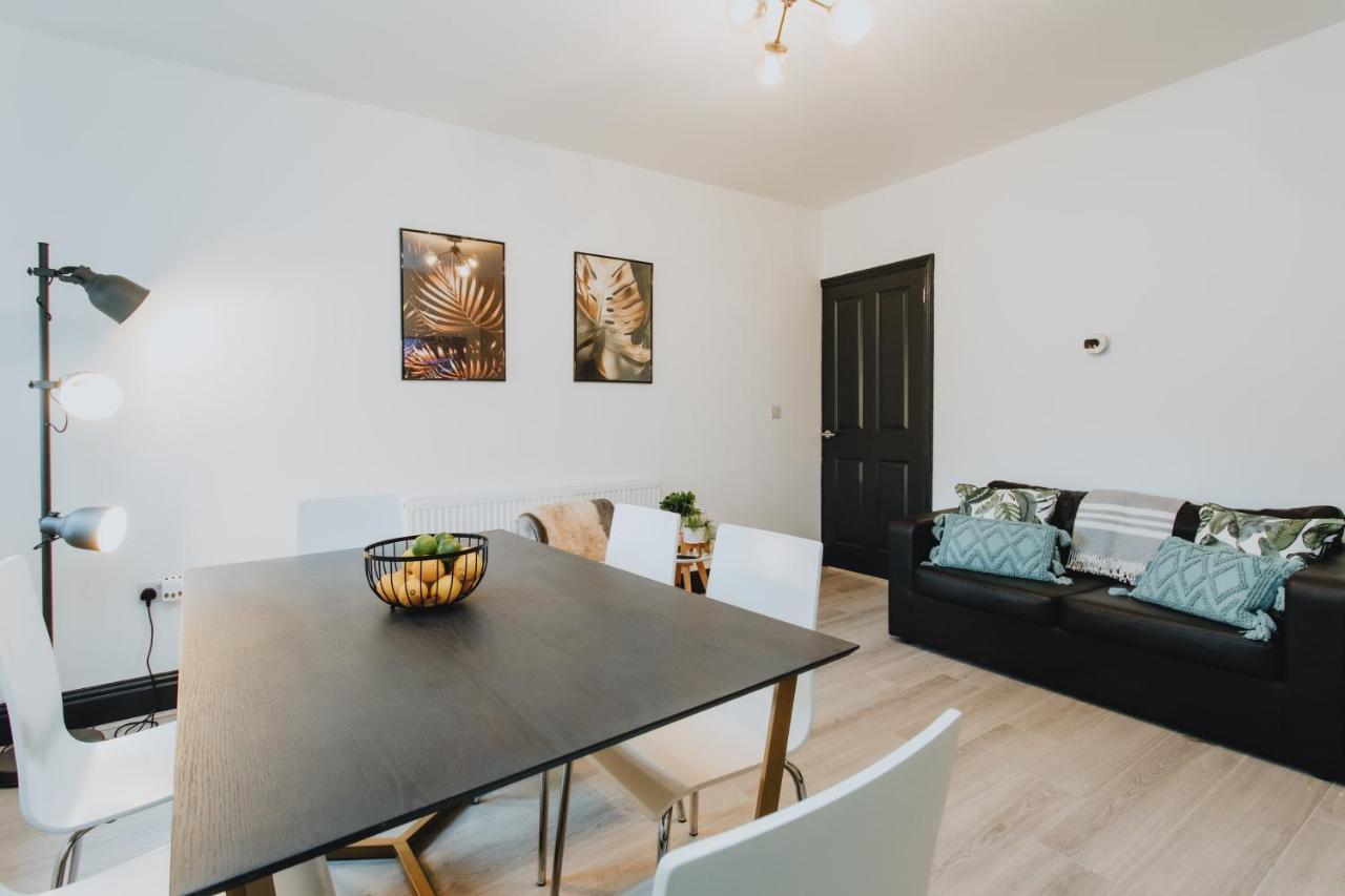 Townhouse House Ideal Contractors In Rugby Luaran gambar